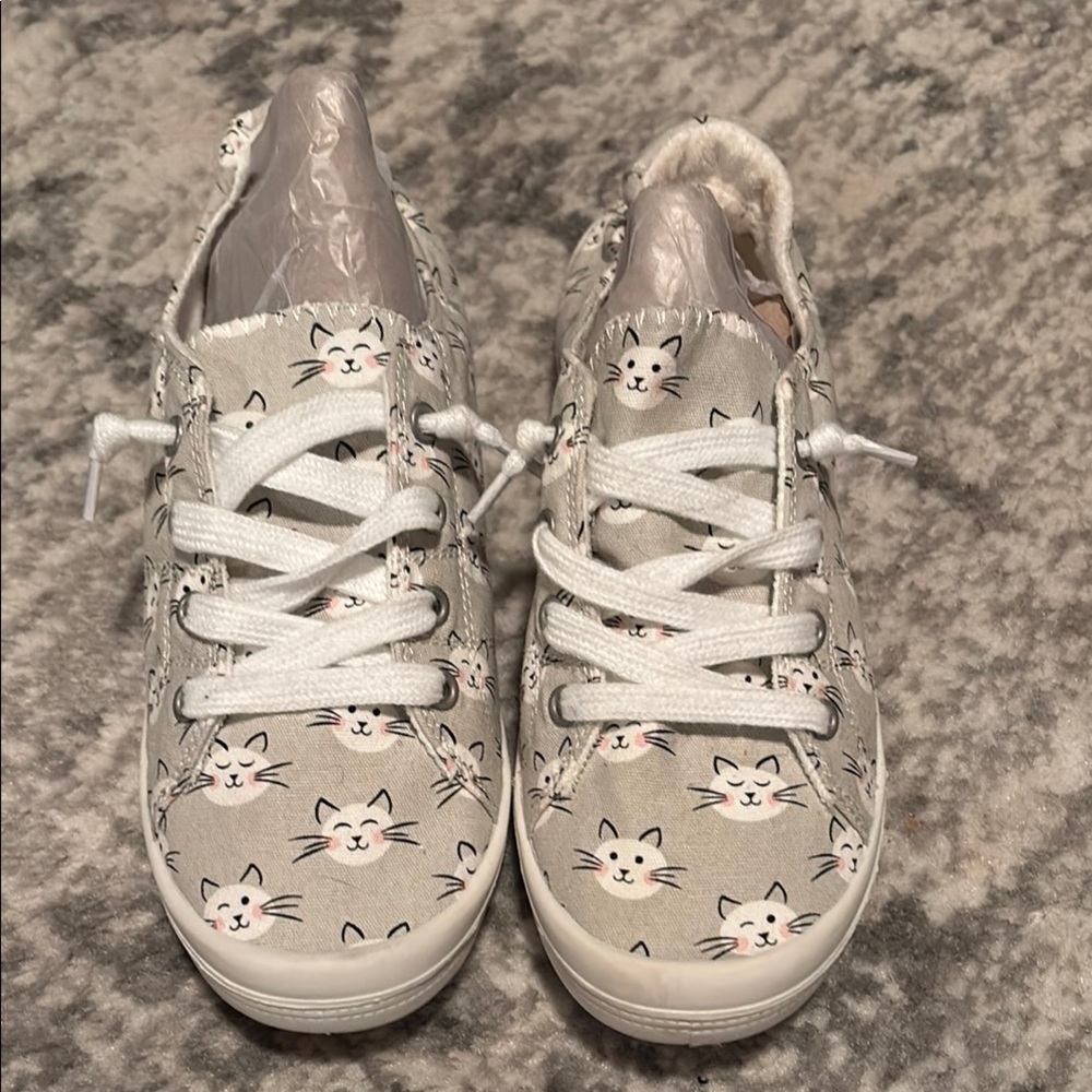 Cute Cat Print Sneakers